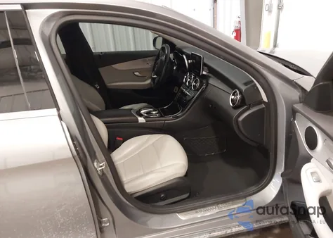 2015 Mercedes-Benz C 300 4Matic from USA, damaged, VIN 55SWF4KB6FU094120